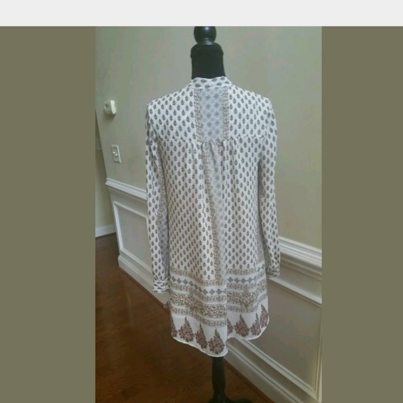 Mark and Spencer M&S Ivory Floral Blouse Tunic - Picture 4 of 7